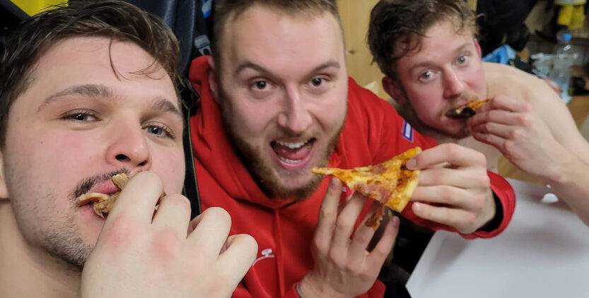 Red Lions Reinach: Pizza für das Siegerteam